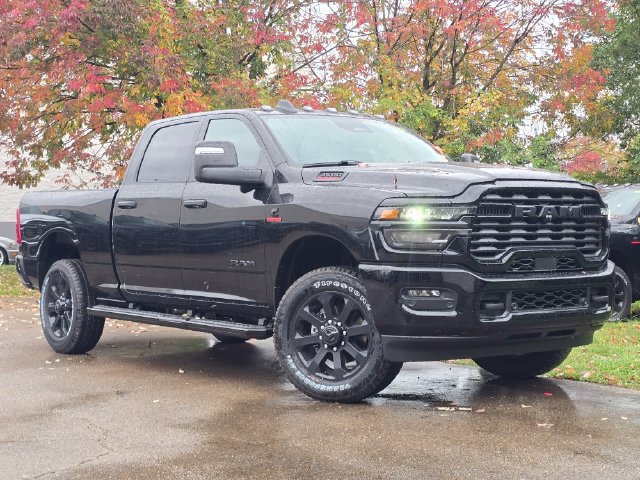 New 2027 RAM 3500 Big Horn AWD/4WD image 2