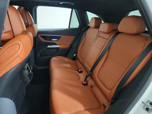 New 2026 Mercedes-Benz GLC 300 image 8