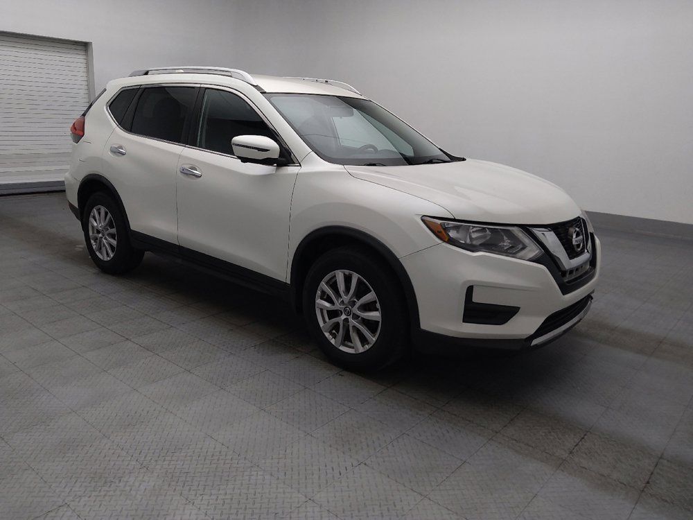 Used 2017 Nissan Rogue SV w/ SV Premium Package FWD image 11
