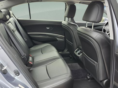 Used 2014 Acura RLX image 15