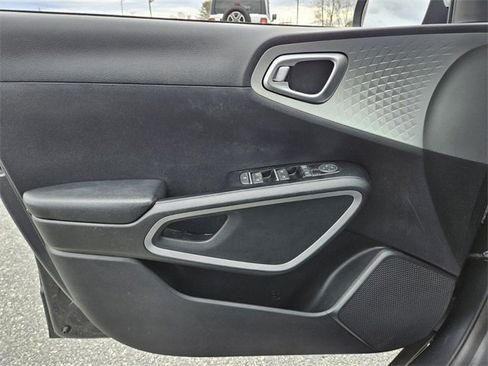 Used 2020 Kia Soul X-Line image 29