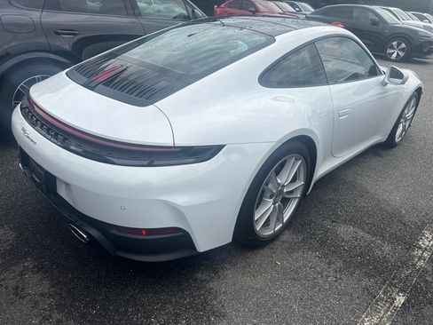 Certified 2025 Porsche 911 Carrera RWD image 10