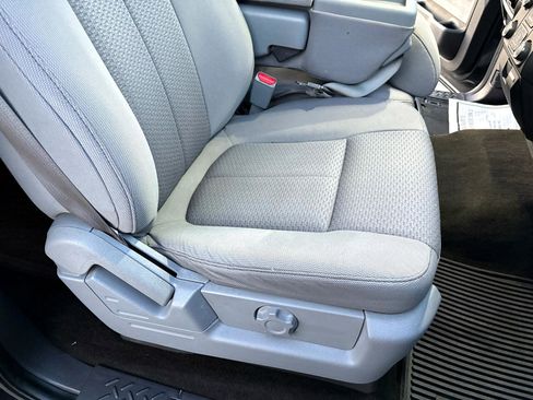 Used 2014 Ford F150 XLT w/ Equipment Group 302A Luxury image 47