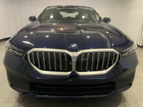 New 2026 BMW 530i xDrive AWD/4WD image 2