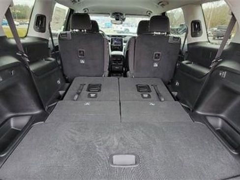 Used 2022 Jeep Grand Cherokee L Laredo w/ Luxury Tech Group I RWD image 23