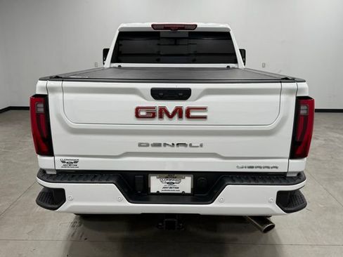 Used 2024 GMC Sierra 3500 Denali w/ Denali Reserve Package image 10