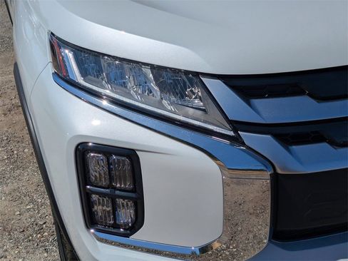 New 2025 Mitsubishi Outlander Sport SE image 9