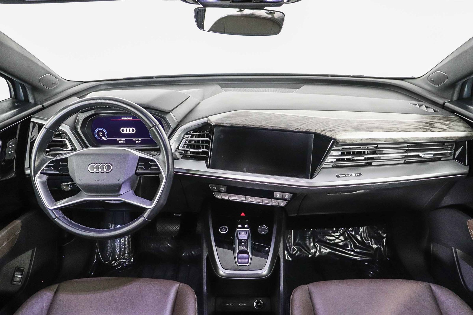 Used 2023 Audi Q4 e-tron Premium Plus w/ Premium Plus RWD image 13