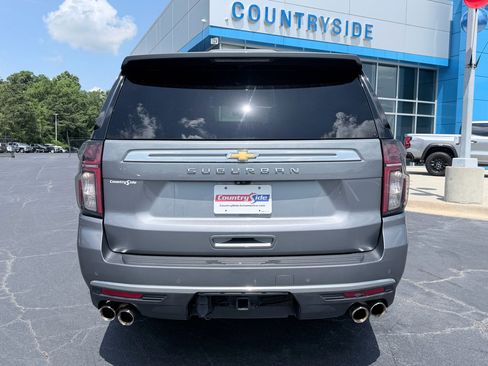 Used 2021 Chevrolet Suburban High Country AWD/4WD image 8