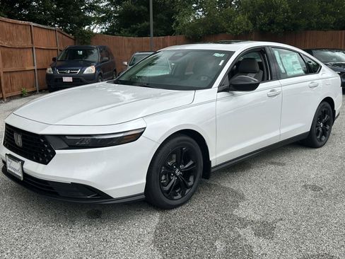 New 2025 Honda Accord SE image 21