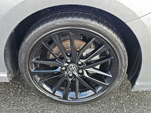 Used 2023 Toyota Camry XSE image 8