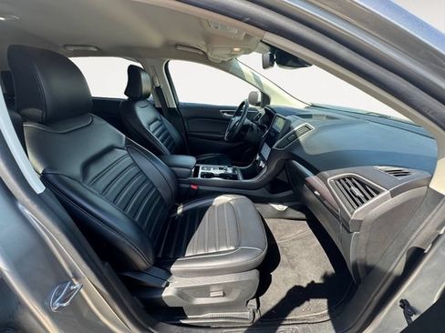 Used 2024 Ford Edge SEL AWD/4WD image 14