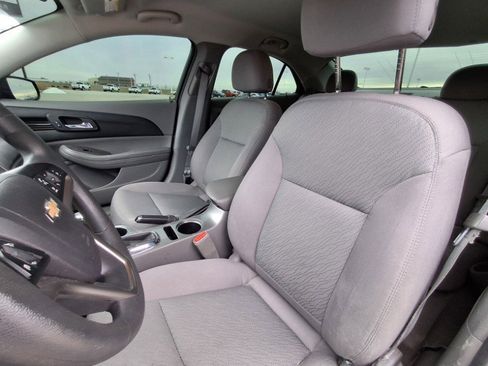 Used 2015 Chevrolet Malibu LS w/ Protection Package image 10