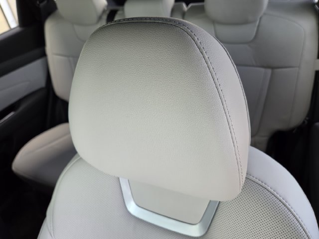 New 2026 Hyundai Tucson Limited FWD image 26