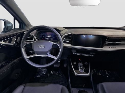 Used 2024 Audi Q4 e-tron Premium Plus w/ Premium Plus image 23