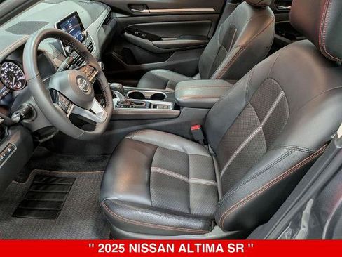 Certified 2025 Nissan Altima 2.5 SR AWD/4WD image 13