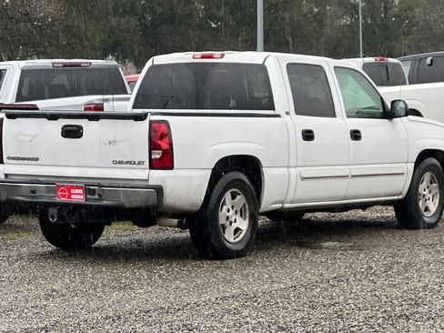 Used 2005 Chevrolet Silverado 1500 LT w/ Light Duty Power Package image 3