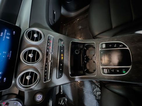 Used 2021 Mercedes-Benz GLC 300 image 25