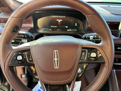 Certified 2023 Lincoln Aviator Black Label w/ Dynamic Handling Package image 18