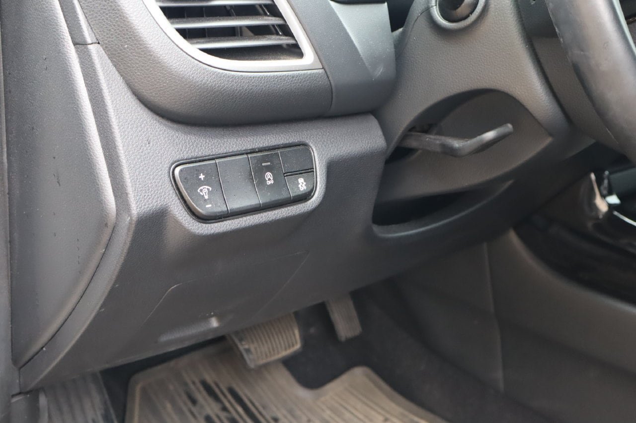 Used 2025 Kia Seltos EX FWD image 21