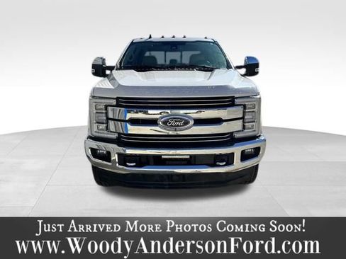 Used 2019 Ford F250 Lariat w/ Lariat Ultimate Package image 4