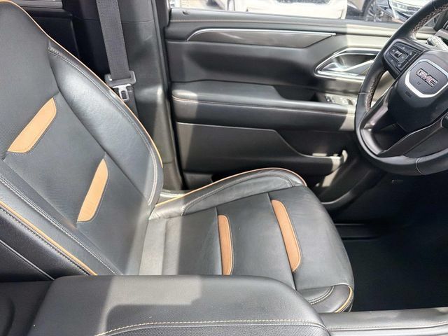 Used 2024 GMC Yukon AT4 w/ Technology Package AWD/4WD image 14
