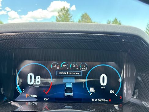 Used 2023 Ford F150 Lariat w/ Equipment Group 502A High AWD/4WD image 18