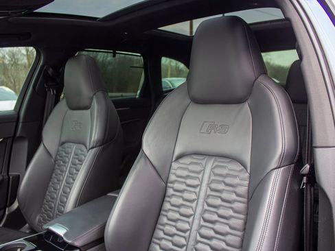 Used 2023 Audi RS 6 image 12