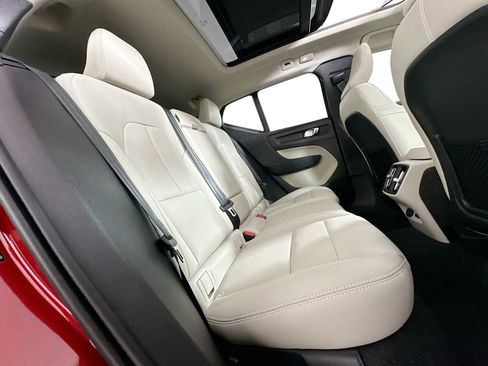 Used 2025 Volvo XC40 B5 Ultra w/ Climate Package AWD/4WD image 25