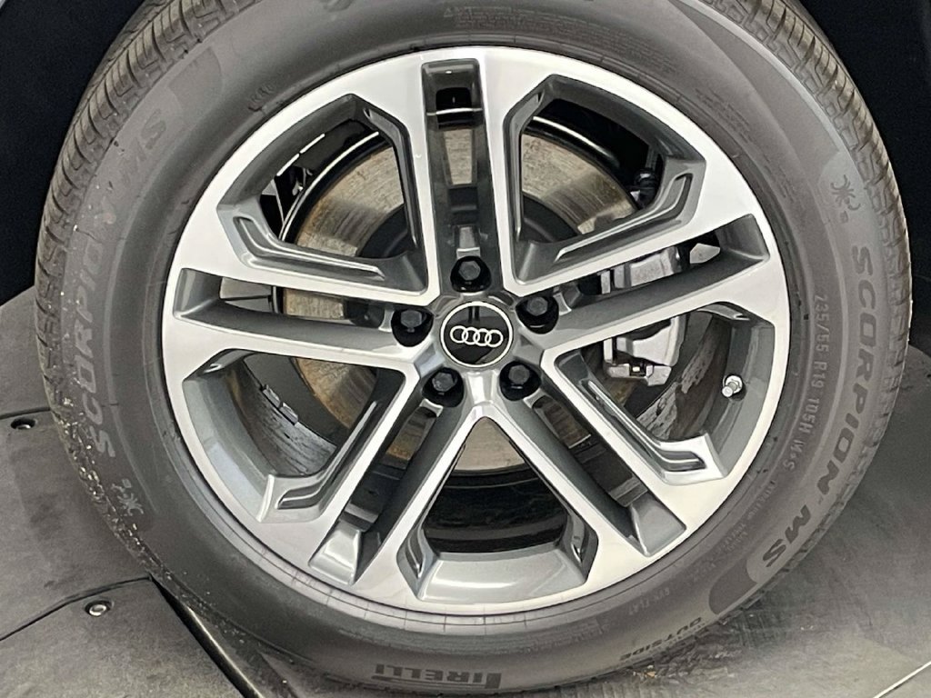 New 2026 Audi Q5 2.0T AWD/4WD image 13