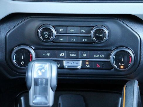 Used 2022 Ford Bronco Badlands image 30