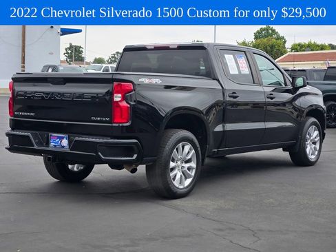 Used 2022 Chevrolet Silverado 1500 Custom w/ Safety Confidence Package AWD/4WD image 7