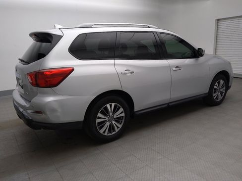 Used 2019 Nissan Pathfinder SV FWD image 10