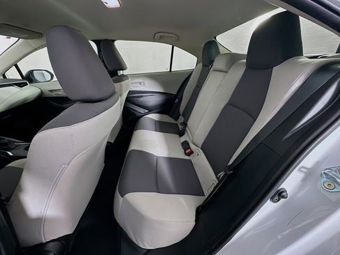 Used 2025 Toyota Corolla LE image 26