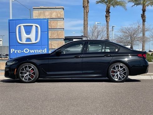 Used 2023 BMW M550i xDrive w/ Executive Package image 8