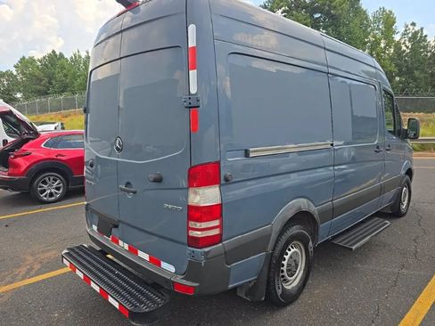 Used 2018 Mercedes-Benz Sprinter 2500 image 3