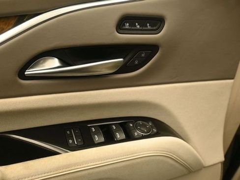 Used 2023 Cadillac Escalade Premium Luxury Platinum w/ Heavy-Duty Trailer Package AWD/4WD image 15