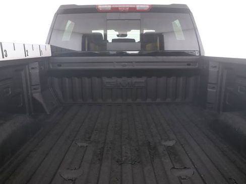 Used 2025 GMC Sierra 2500 AT4 w/ AT4 Premium Plus Package AWD/4WD image 32