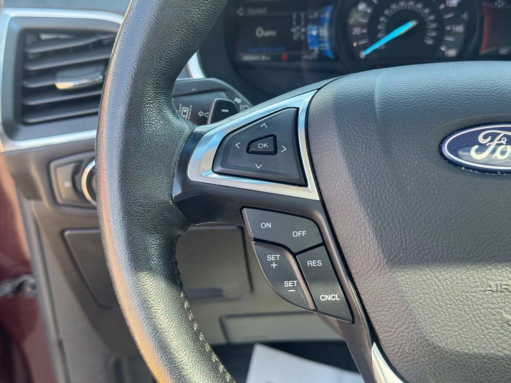Used 2020 Ford Edge Titanium w/ Canadian Touring Package AWD/4WD image 12
