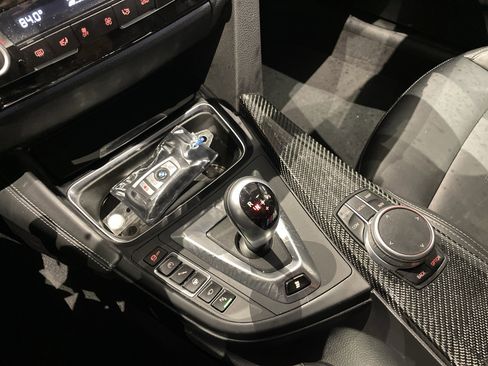 Used 2020 BMW M4 Coupe image 30