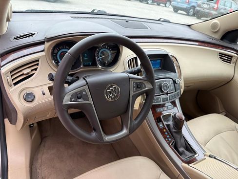 Used 2011 Buick LaCrosse CXL image 12