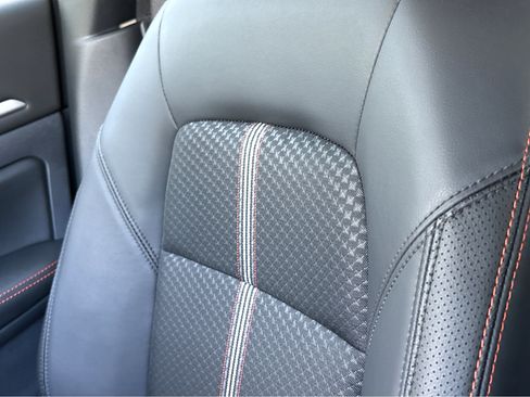 Used 2024 Nissan Altima 2.5 SR image 5