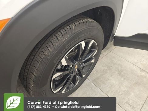 Used 2023 Chevrolet TrailBlazer LT w/ Convenience Package image 37