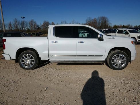 New 2026 Chevrolet Silverado 1500 High Country image 2