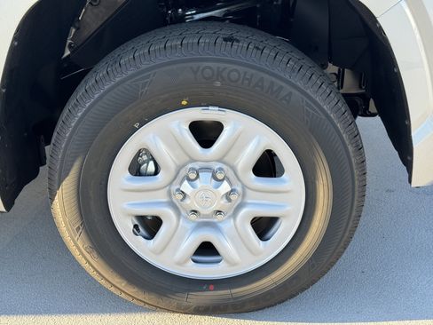 New 2026 Toyota Tundra SR image 14