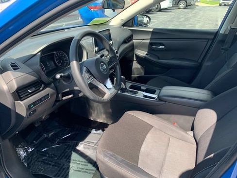 Used 2023 Nissan Sentra SV FWD image 10