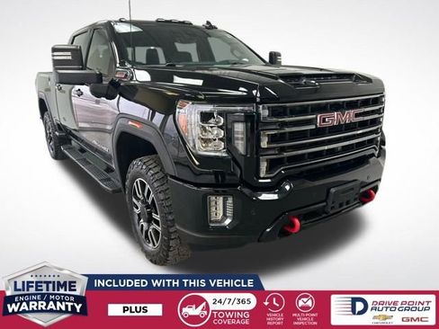 Used 2020 GMC Sierra 2500 AT4 w/ AT4 Premium Package image 3