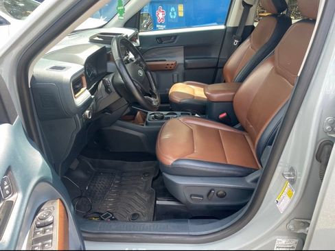 Used 2022 Ford Maverick Lariat w/ Lariat Luxury Package FWD image 5