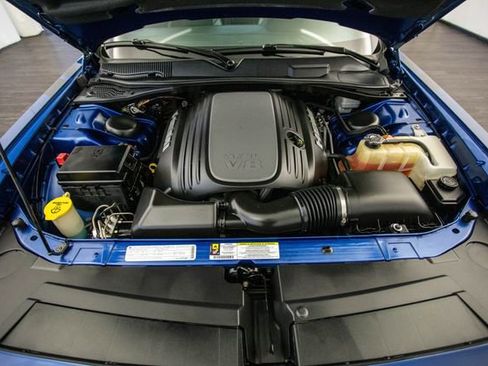 Used 2009 Dodge Challenger R/T image 13