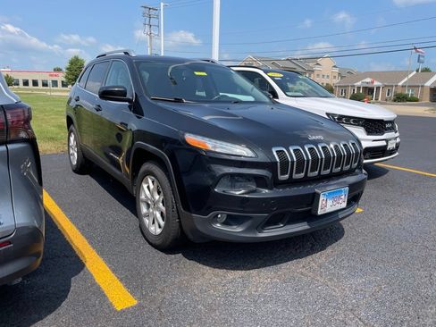 Used 2014 Jeep Cherokee Latitude AWD/4WD image 1